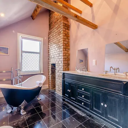 Topcliffe House Апартаменты
