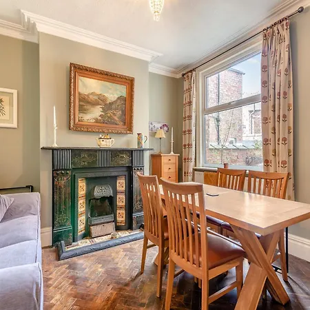 Topcliffe House * Thirsk